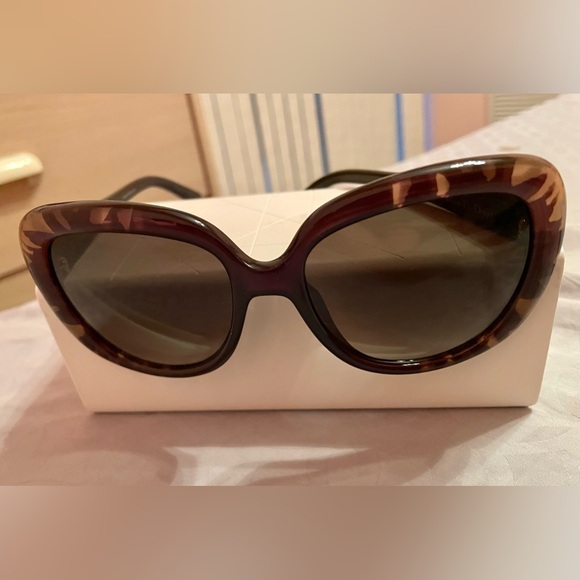 NWOT authentic Dior sunglasses - Picture 1 of 7